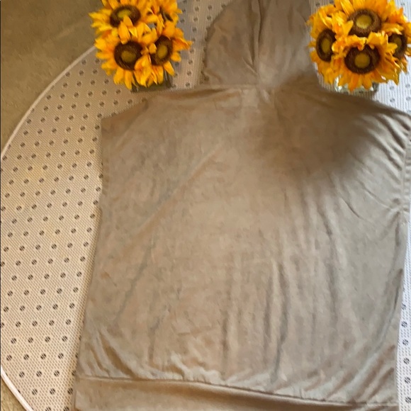 NWT Men’s Suede type Hoddie Size M - Picture 3 of 3